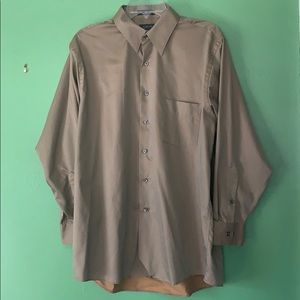 Long sleeve dress shirt